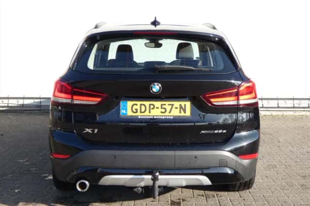 BMW X1 (2021) thumbnail 6