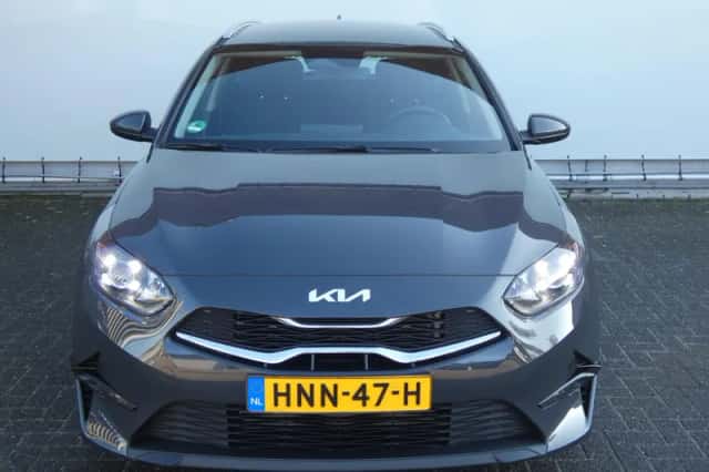 Kia Ceed Sportswagon (2025) thumbnail 2