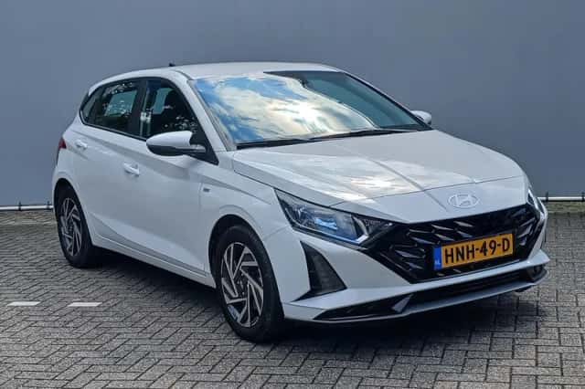 Hyundai i20 (2025) thumbnail 3