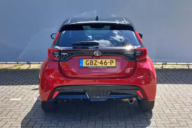 Toyota Yaris (2023) thumbnail 6