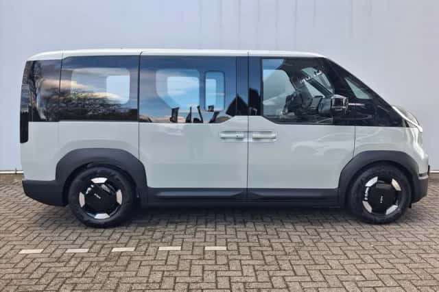 Kia PV5 (2026) thumbnail 3