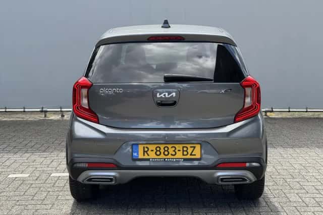Kia Picanto (2022) thumbnail 4