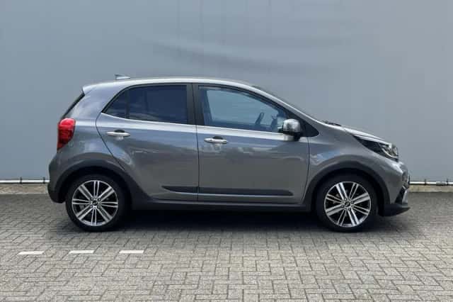Kia Picanto (2022) thumbnail 6