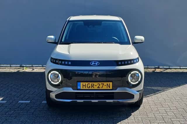 Hyundai Inster (2025) thumbnail 2