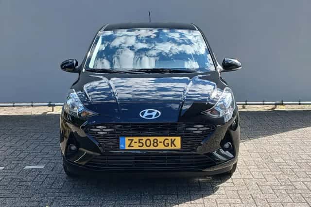 Hyundai i10 (2024) thumbnail 2