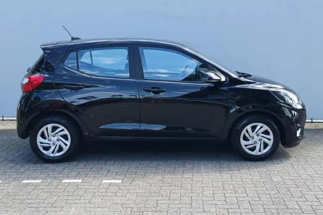 Hyundai i10 (2024) thumbnail 4