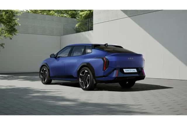 Kia EV4 (2026) thumbnail 3