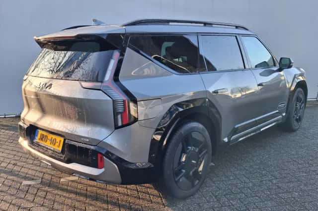 Kia EV9 (2026) thumbnail 4