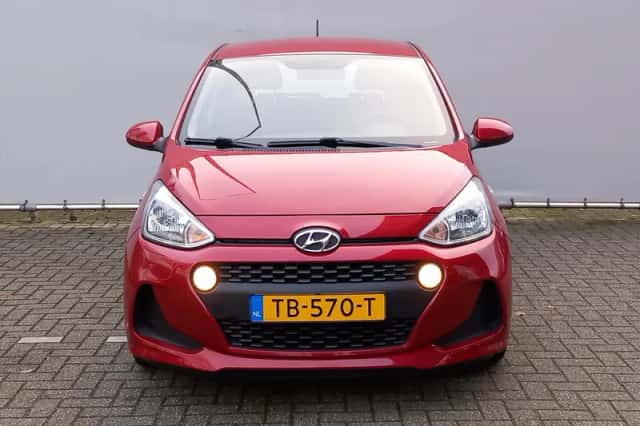 Hyundai i10 (2018) thumbnail 2