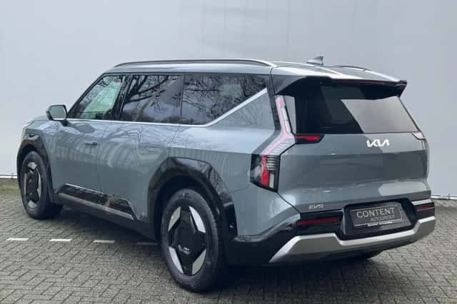 Kia EV9 (2026) thumbnail 3