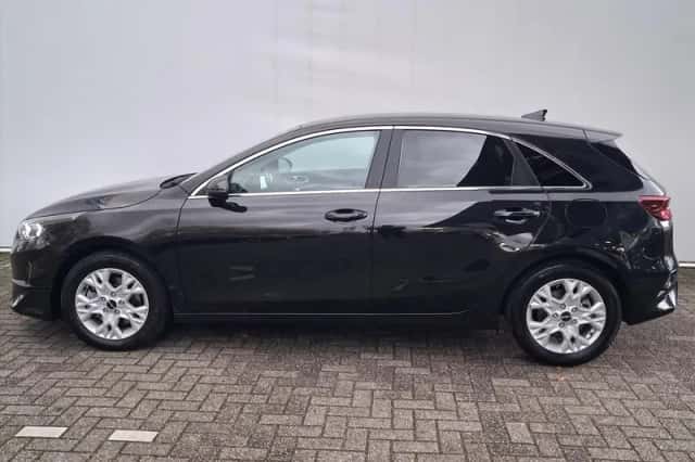 Kia Ceed (2024) thumbnail 6