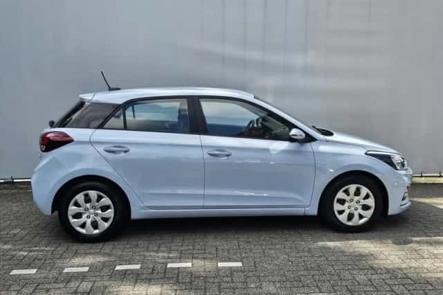 Hyundai i20 (2019) thumbnail 5