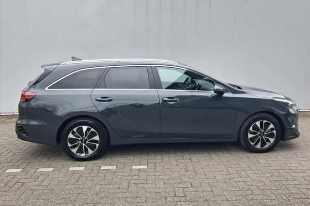 Kia Ceed Sportswagon (2025) thumbnail 4