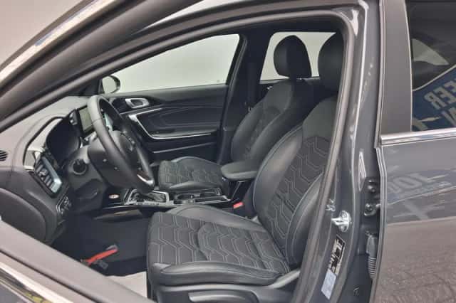 Kia Ceed Sportswagon (2025) thumbnail 6