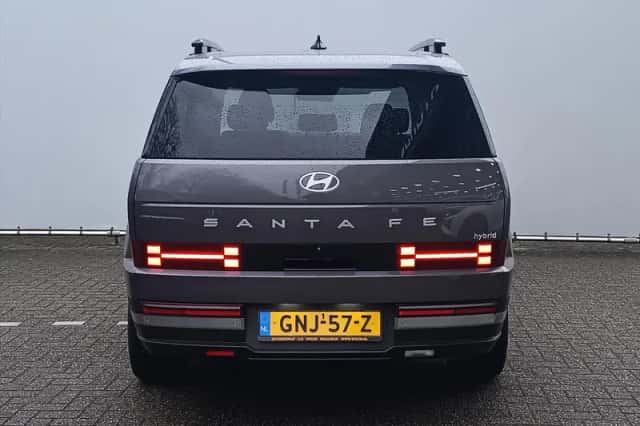 Hyundai Santa Fe (2024) thumbnail 6