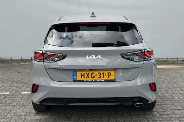 Kia Ceed (2025) thumbnail 4