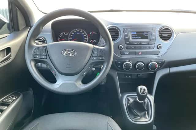 Hyundai i10 (2019) thumbnail 3