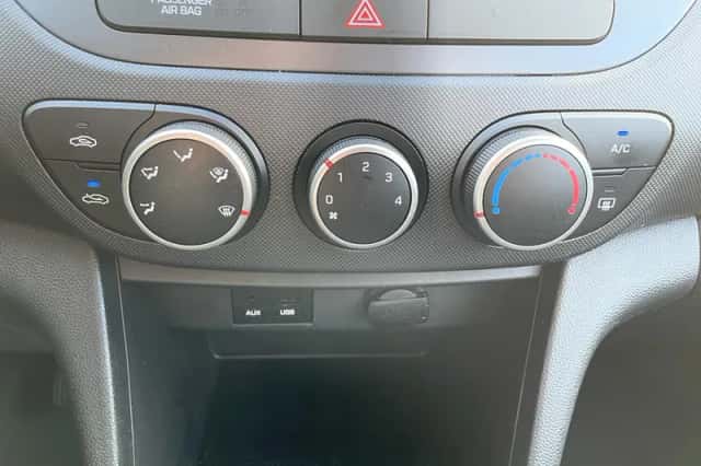 Hyundai i10 (2019) thumbnail 5