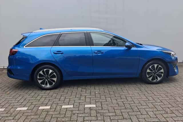 Kia Ceed (2022) thumbnail 5
