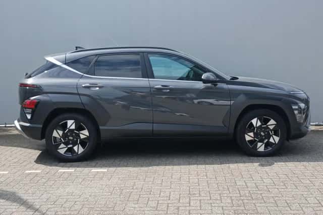 Hyundai Kona (2025) thumbnail 4
