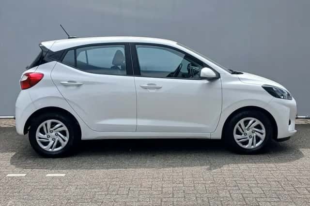 Hyundai i10 (2025) thumbnail 4