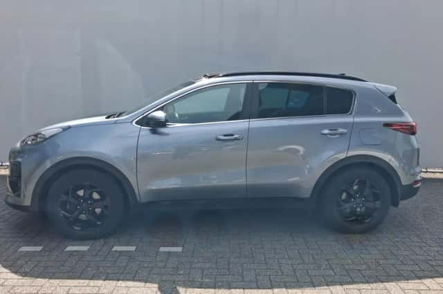 Kia Sportage (2021) thumbnail 2