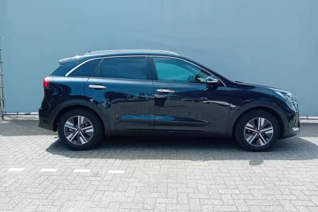 Kia Niro (2021) thumbnail 5