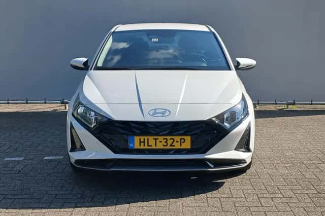 Hyundai i20 (2025) thumbnail 2