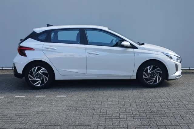 Hyundai i20 (2025) thumbnail 4
