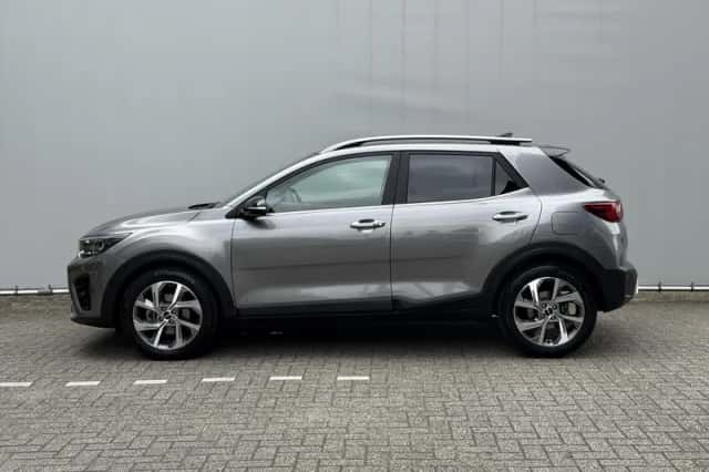 Kia Stonic (2025) thumbnail 2