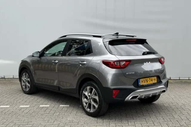 Kia Stonic (2025) thumbnail 3
