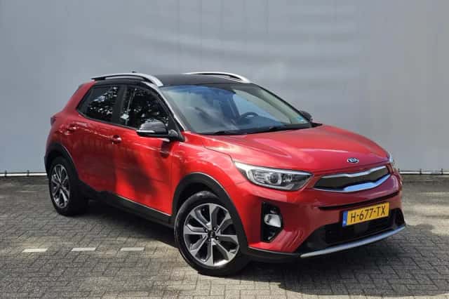 Kia Stonic (2020) thumbnail 6