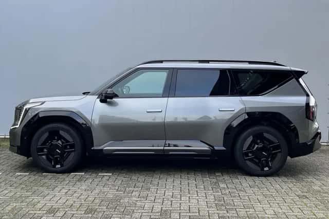 Kia EV9 (2026) thumbnail 2