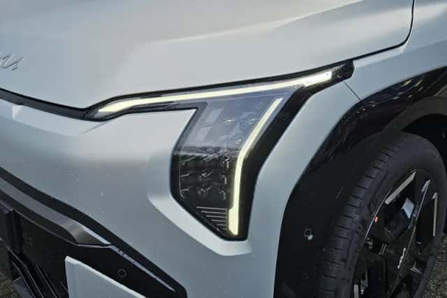 Kia EV3 (2026) thumbnail 6