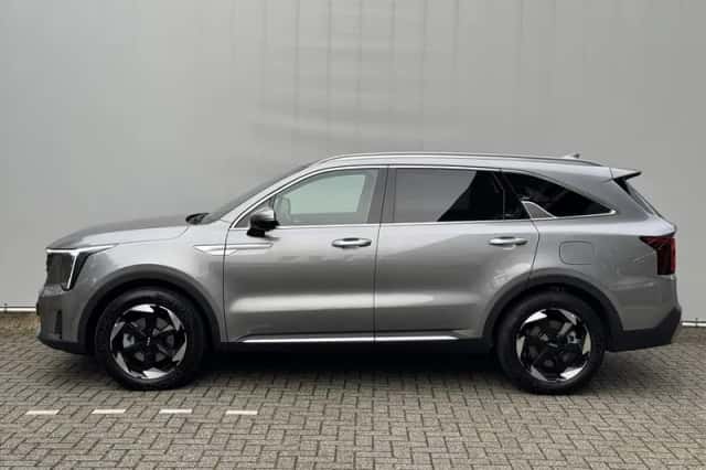 Kia Sorento (2026) thumbnail 2