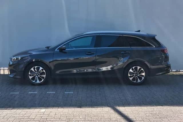 Kia Ceed Sportswagon (2025) thumbnail 2