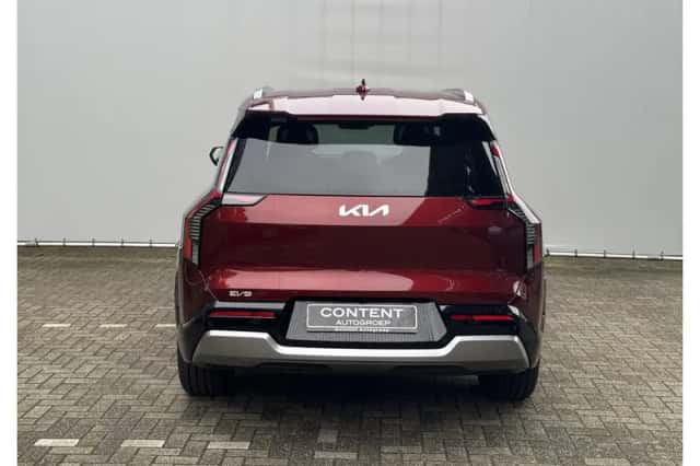 Kia EV9 (2026) thumbnail 3