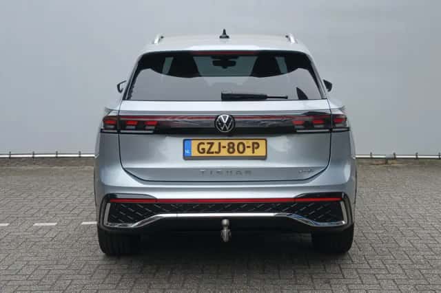 Volkswagen Tiguan (2025) thumbnail 6