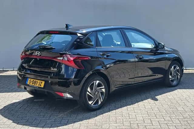 Hyundai i20 (2023) thumbnail 5