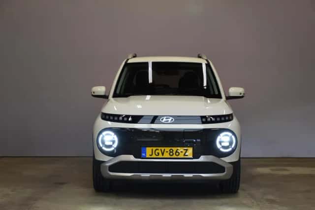 Hyundai Inster (2025) thumbnail 2