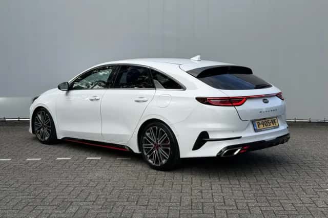 Kia Proceed (2020) thumbnail 3