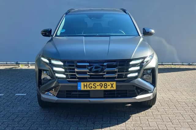 Hyundai Tucson (2025) thumbnail 2