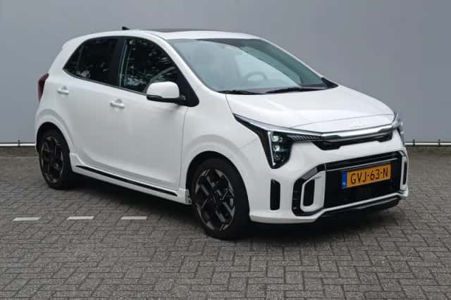 Kia Picanto (2024) thumbnail 3