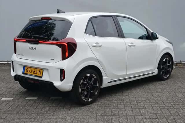 Kia Picanto (2024) thumbnail 5