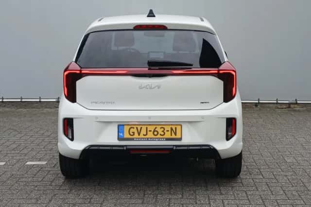 Kia Picanto (2024) thumbnail 6