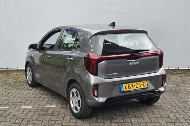 Kia Picanto (2026) thumbnail 3