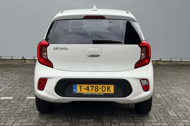 Kia Picanto (2023) thumbnail 4