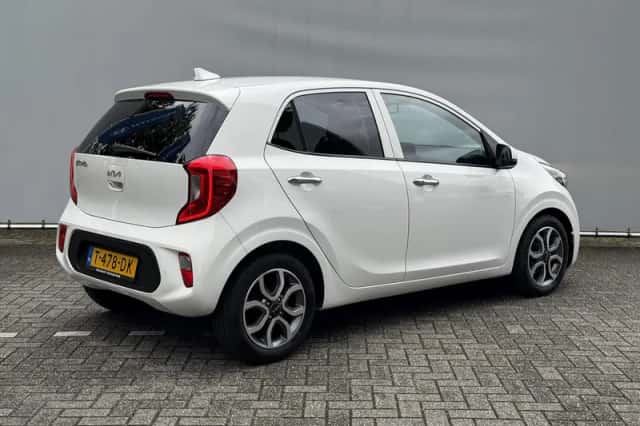 Kia Picanto (2023) thumbnail 5