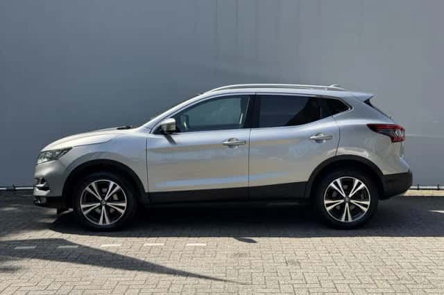 Nissan Qashqai (2018) thumbnail 2