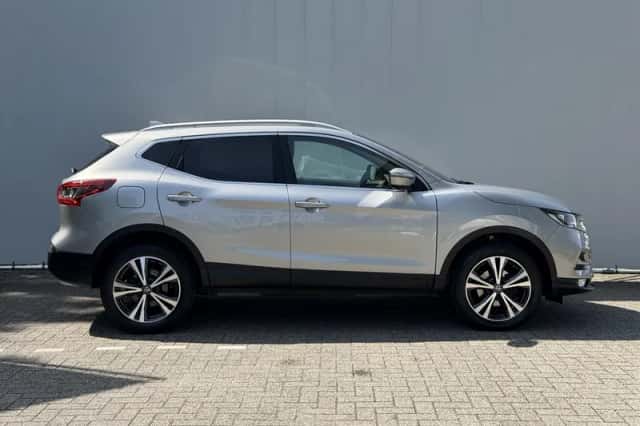 Nissan Qashqai (2018) thumbnail 6